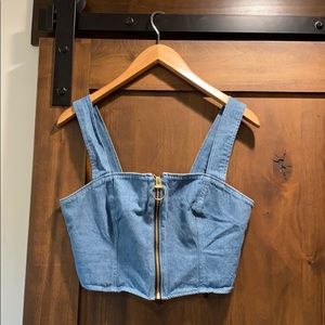LYKKE WULLF ZIP UP CROP TOP
